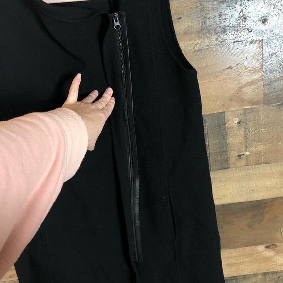 Vince zip up wool vest - Picture 7 of 10